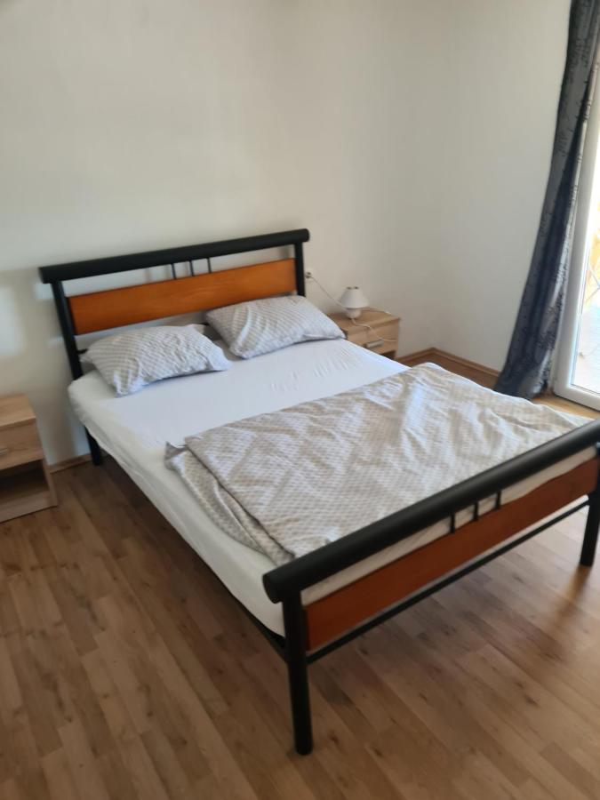 Apartman Senka Rogotin Lägenhet Exteriör bild