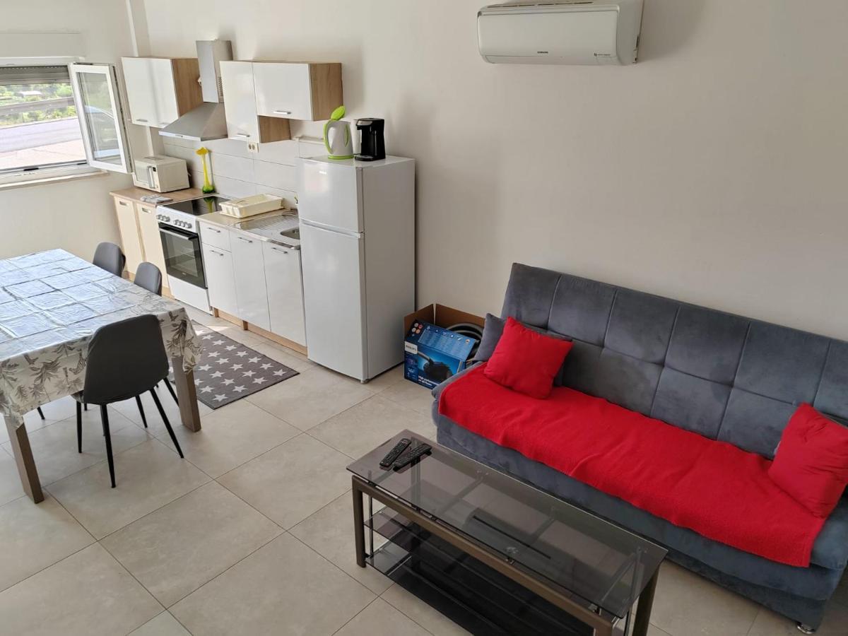 Apartman Senka Rogotin Lägenhet Exteriör bild